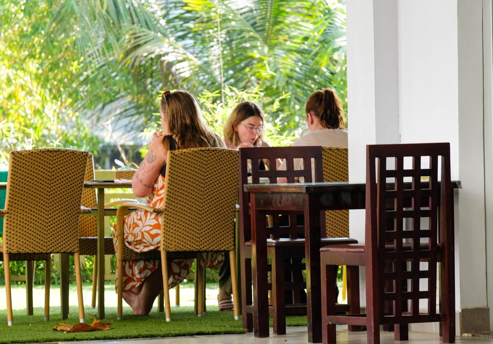 Paradise Hotel Хой Ан Екстериор снимка